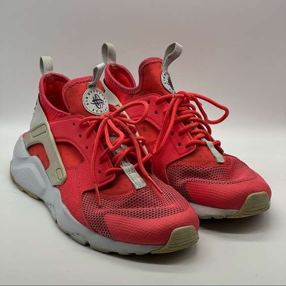 Nike Air Huarache Red Ember Glow Sneakers - Picture 1 of 13